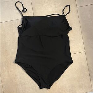 Old Navy Women’s Black One-Piece Swimsuit